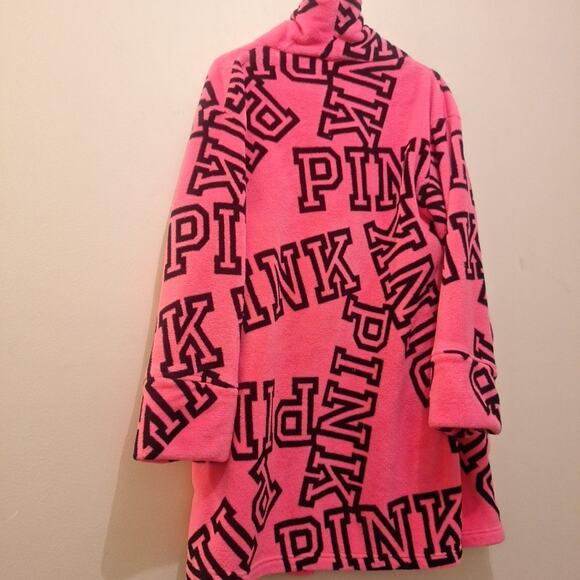 Victoria's Secret PINK Robe Size M/L Hot Pink Logo Fleece Bathrobe. No Belt - Picture 6 of 6